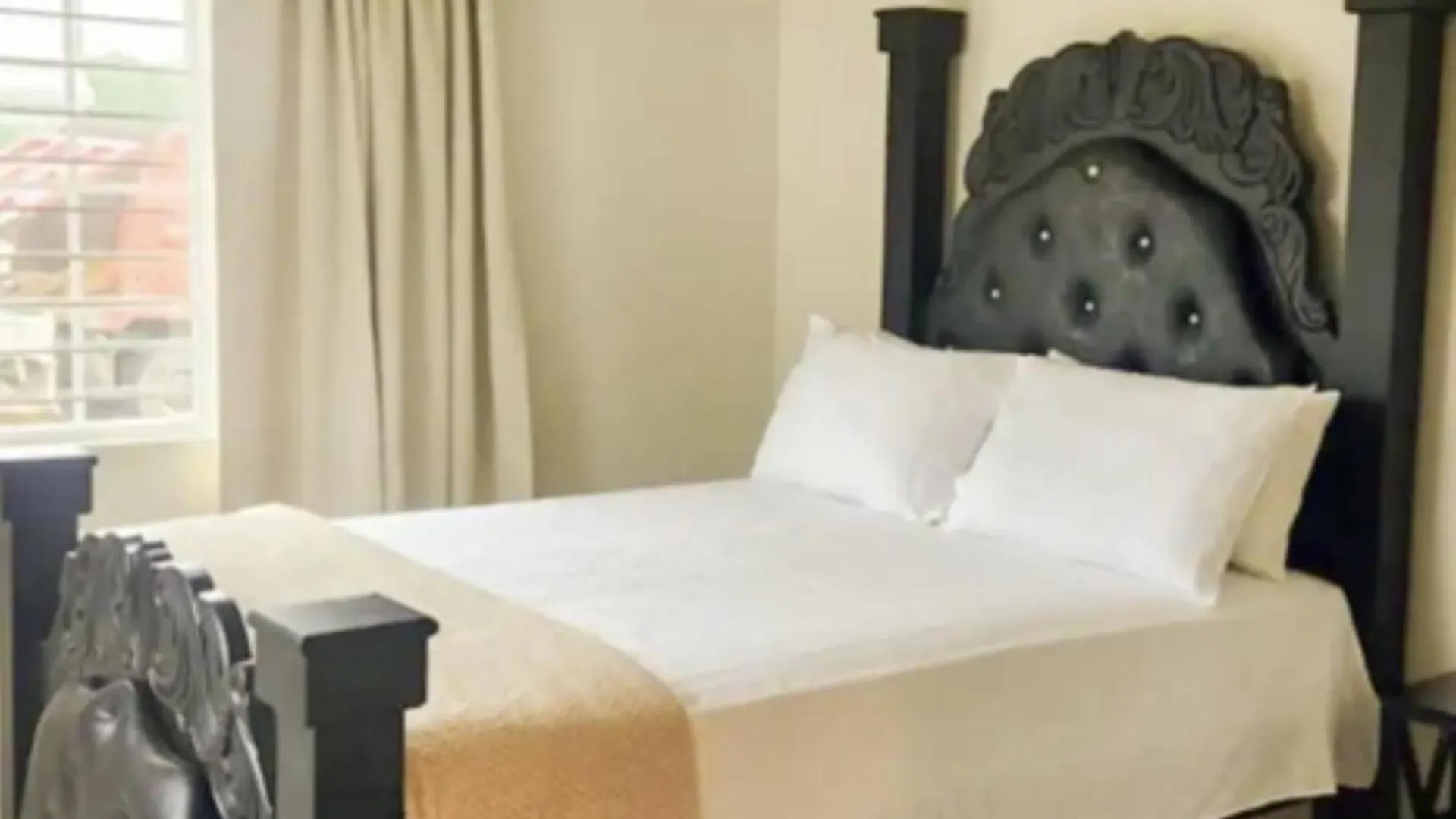 Remarkable 2-Bed House In Discovery Bay Jamaica